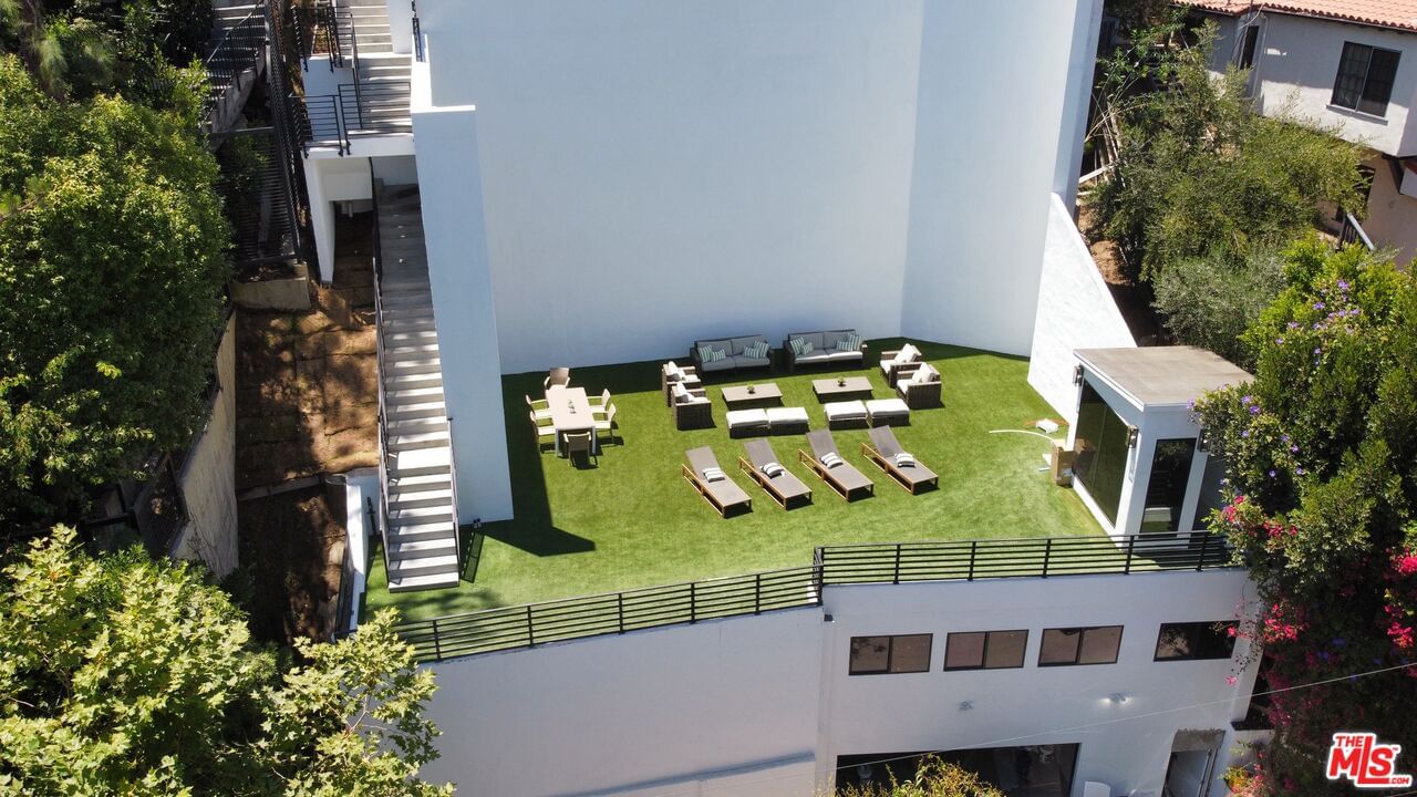 Hollywood photo 66