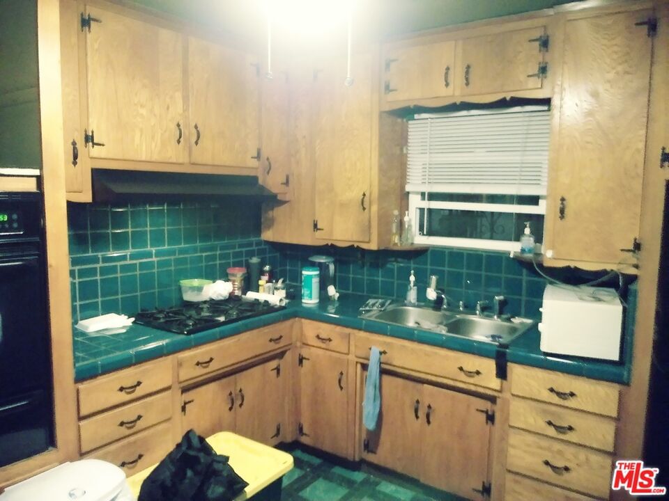 Broadacres photo 12
