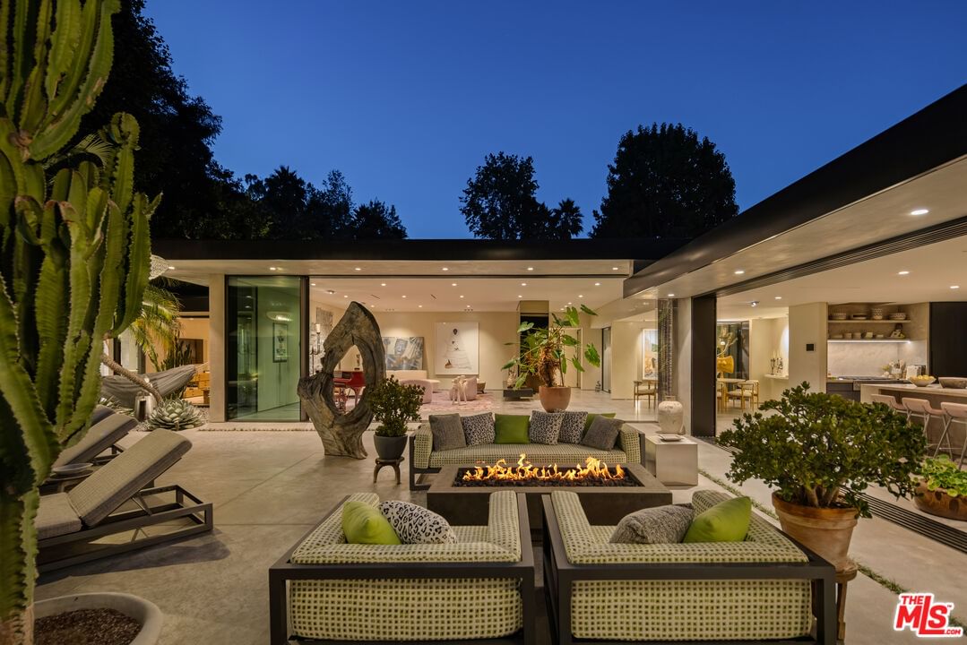 Moraga photo 20