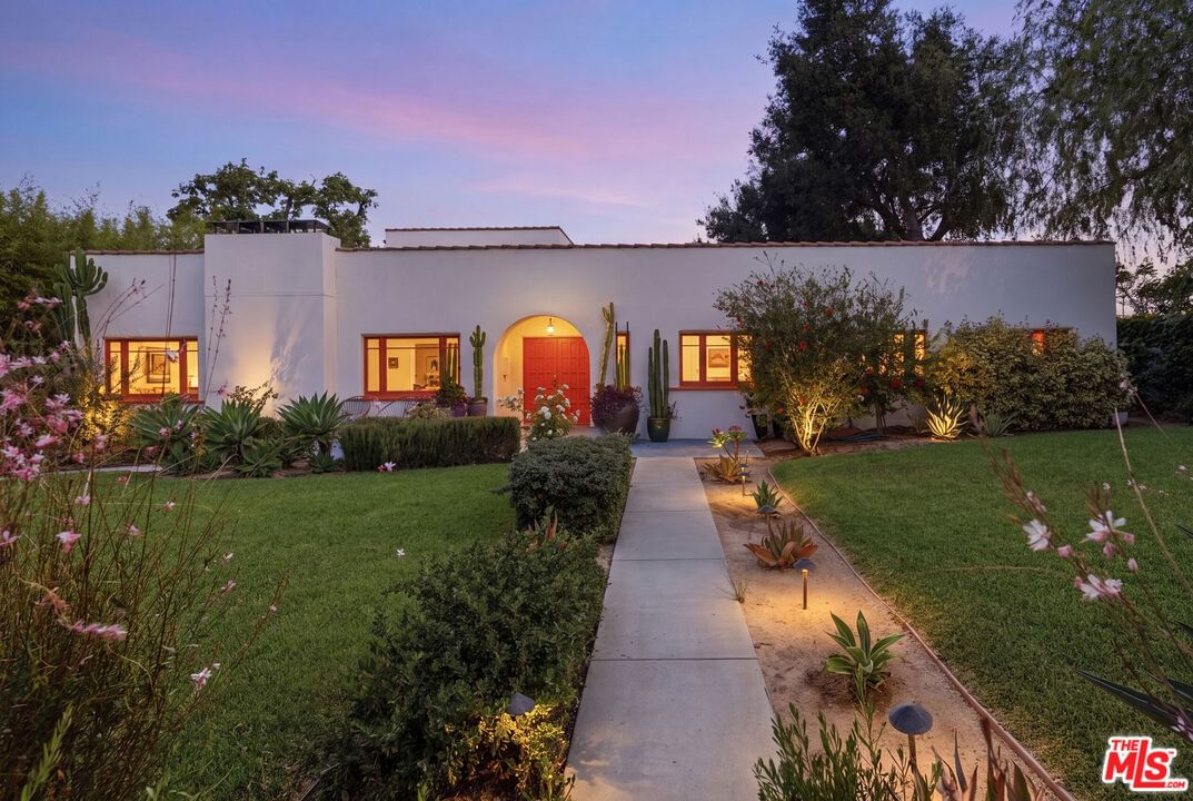 Mar Vista photo 1