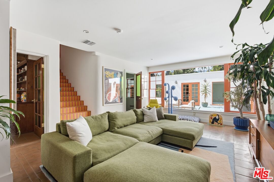 Mar Vista photo 5