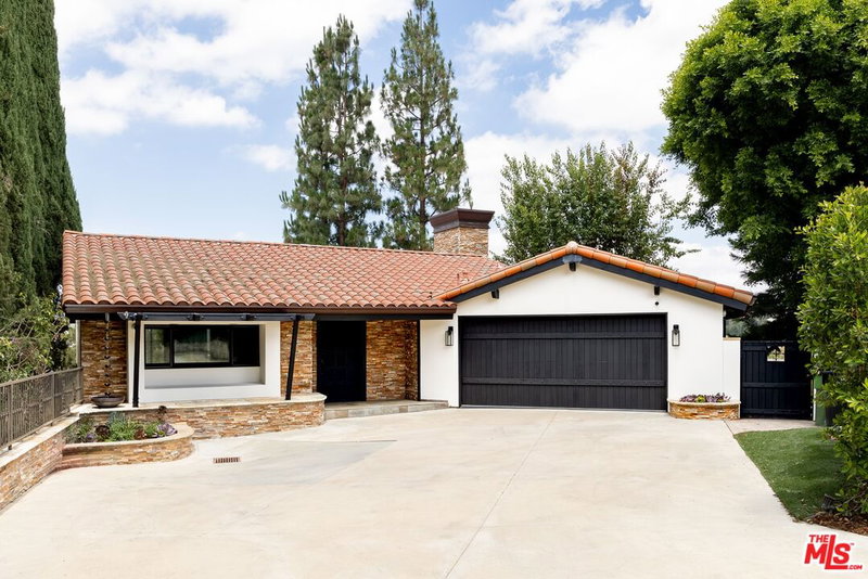 4920 Llano Dr