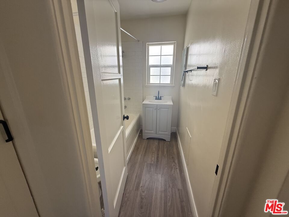 Vernon photo 16