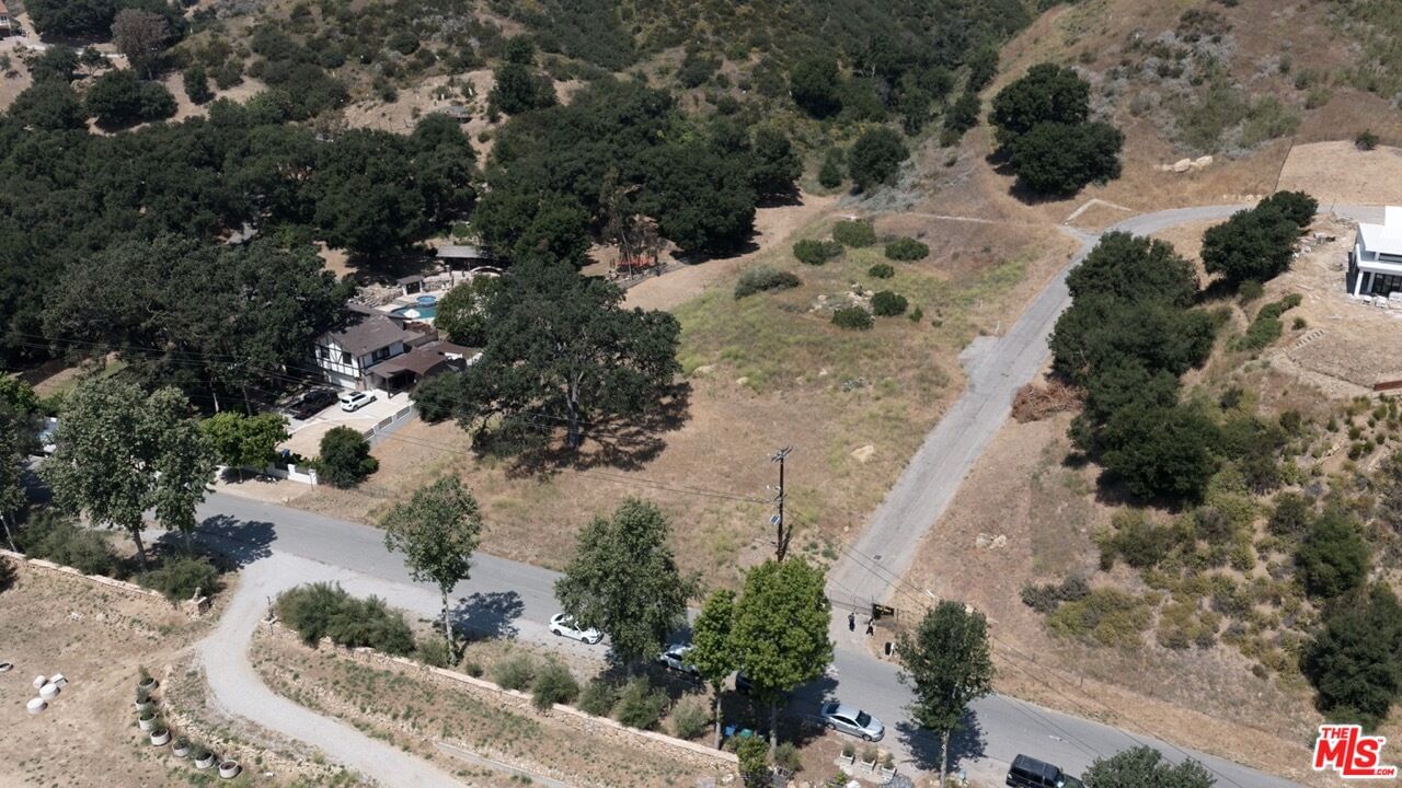 Stokes Canyon Rd photo 9