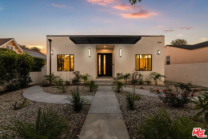 1170 Lucerne Blvd