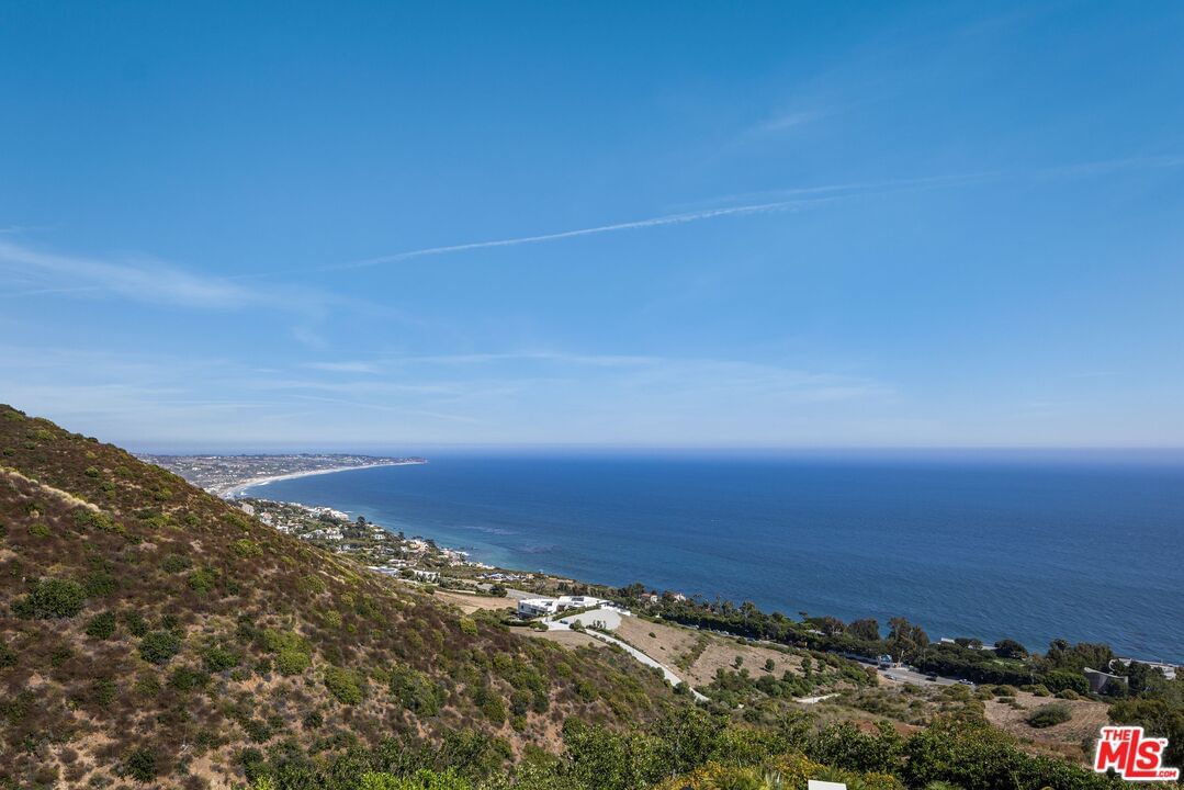 Encinal Canyon photo 35