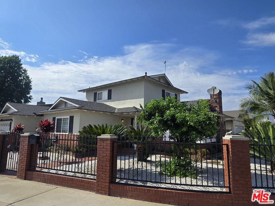Hallwood photo 1