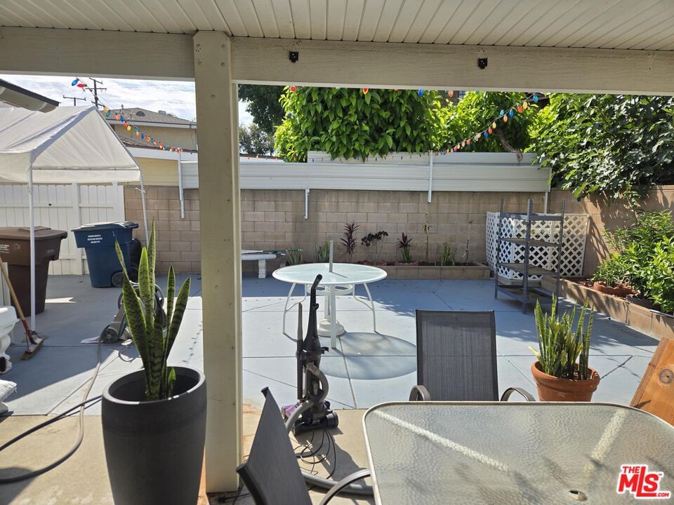 Hallwood photo 16