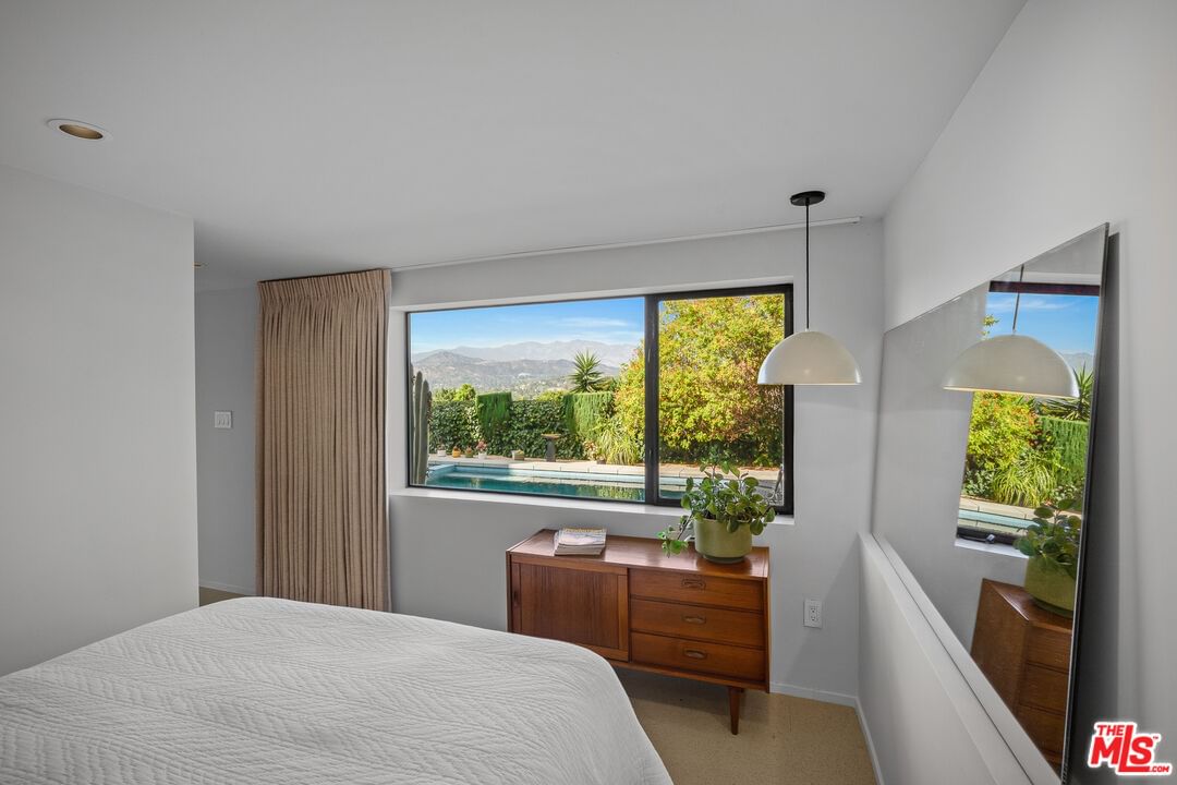 Verdugo View photo 34