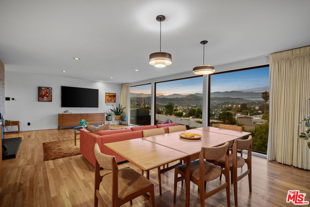 Verdugo View photo 4