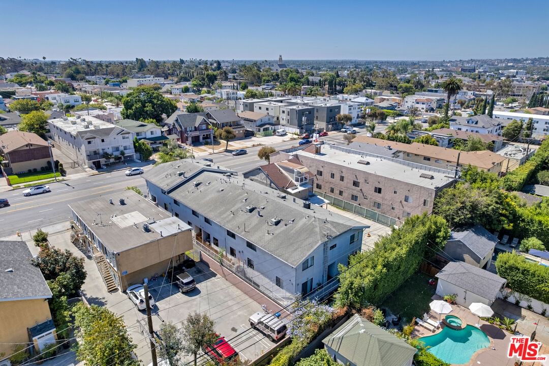 Crenshaw photo 22