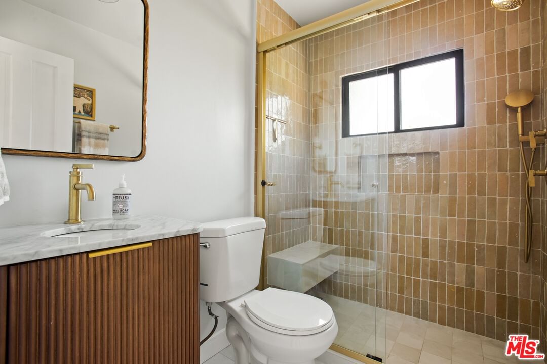 Woodcliff photo 45