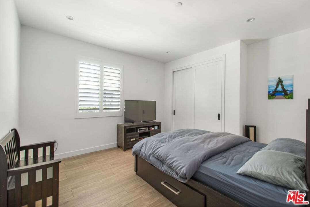 Gramercy photo 16