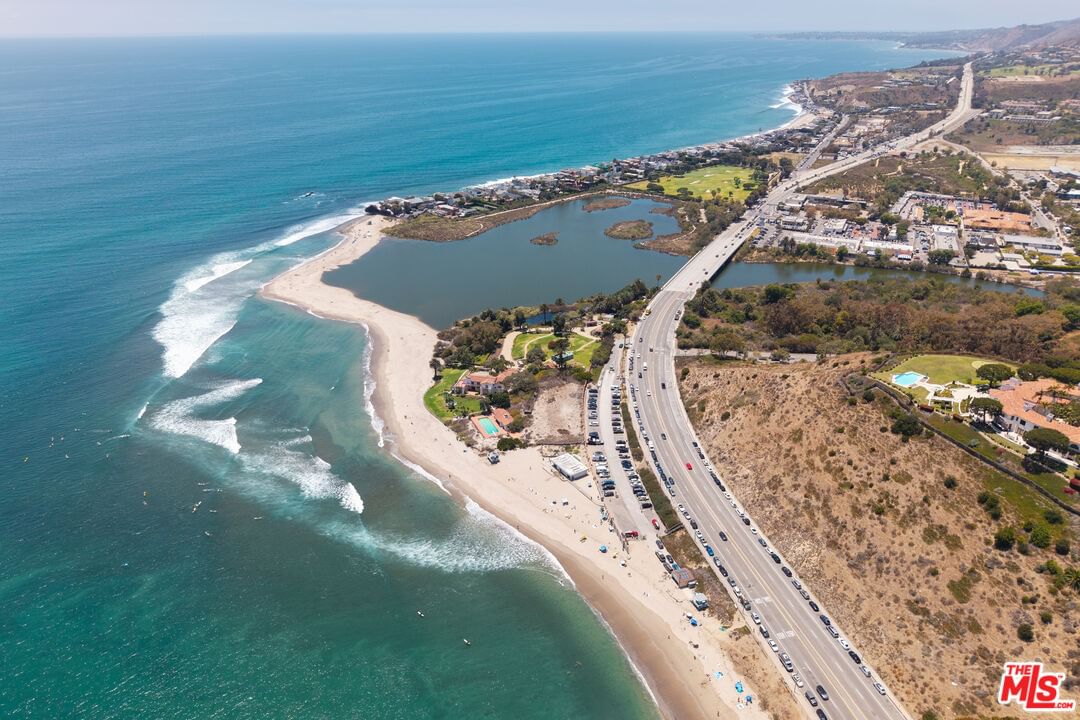 Malibu photo 20