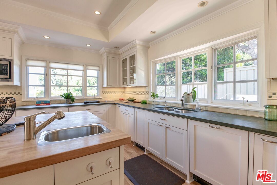 Kenilworth photo 32