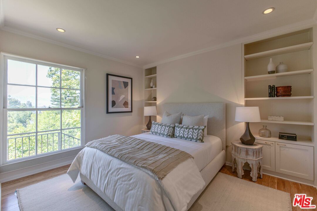 Kenilworth photo 38