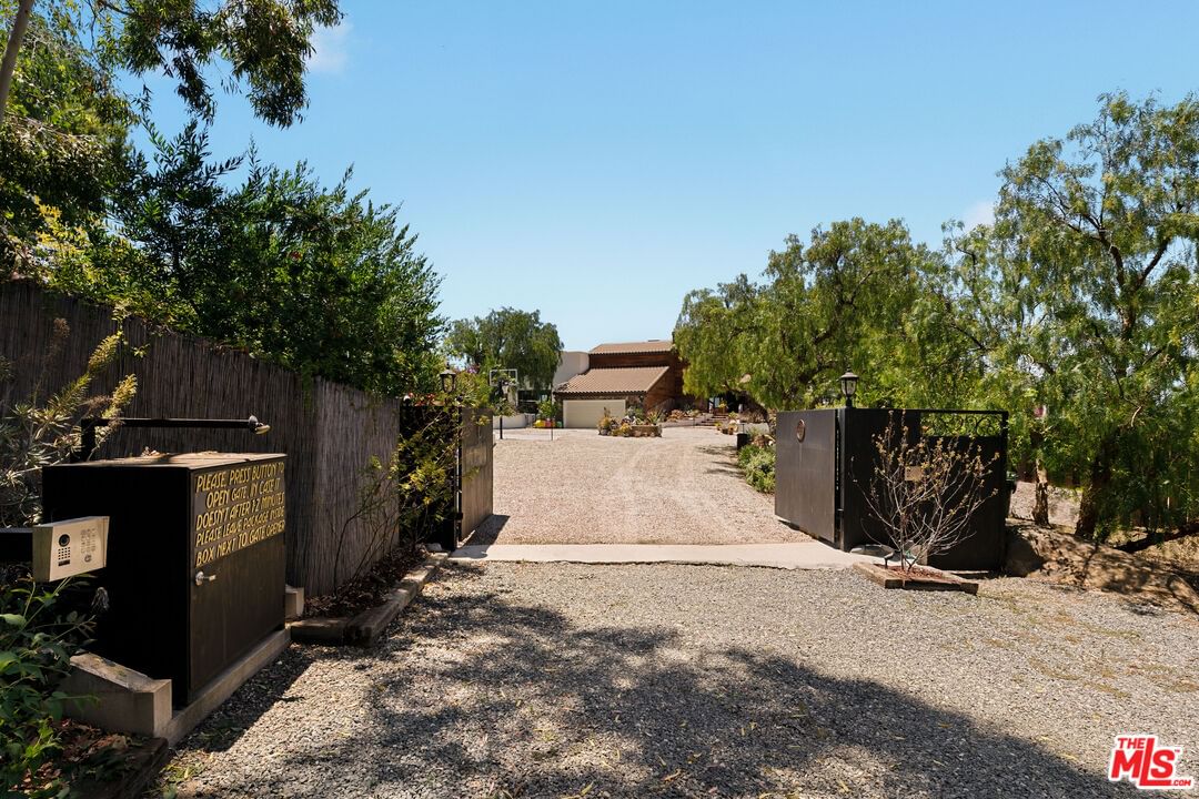 Loma Metisse photo 9