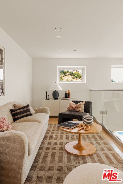 Roseview photo 27