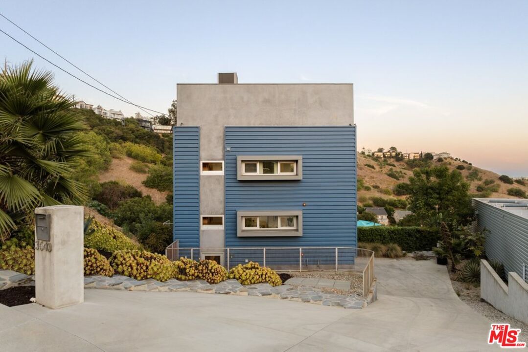 Roseview photo 43