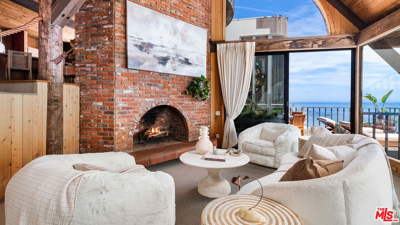 Malibu Cove Colony photo 18