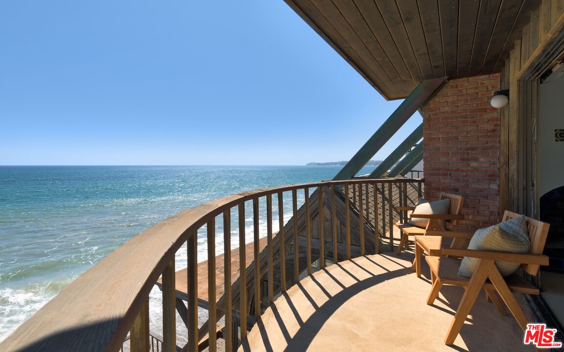 Malibu Cove Colony photo 28