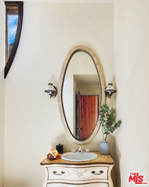 Malibu Cove Colony photo 40