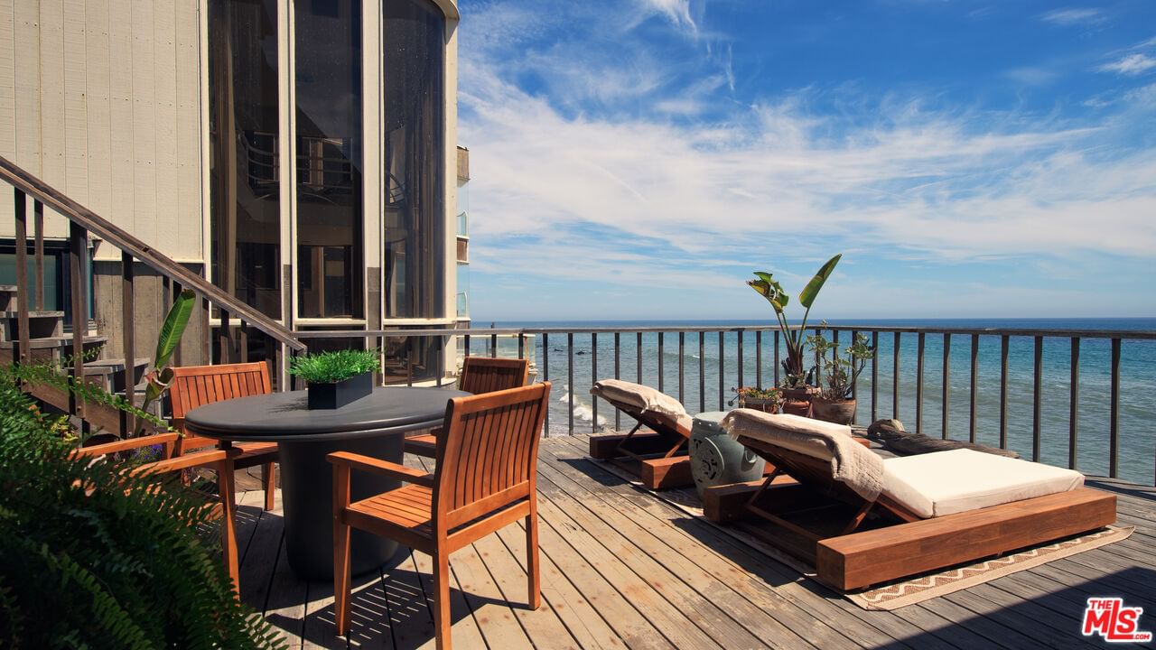 Malibu Cove Colony photo 45