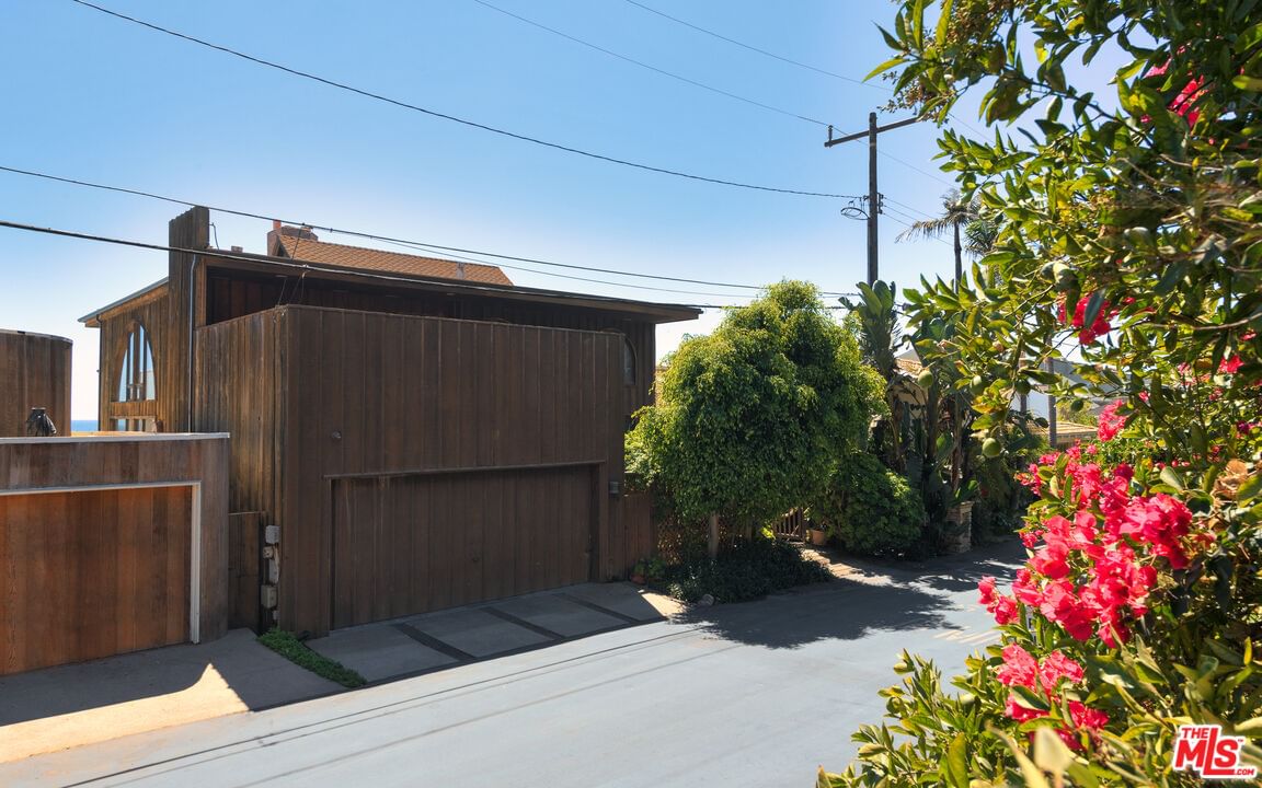 Malibu Cove Colony photo 47