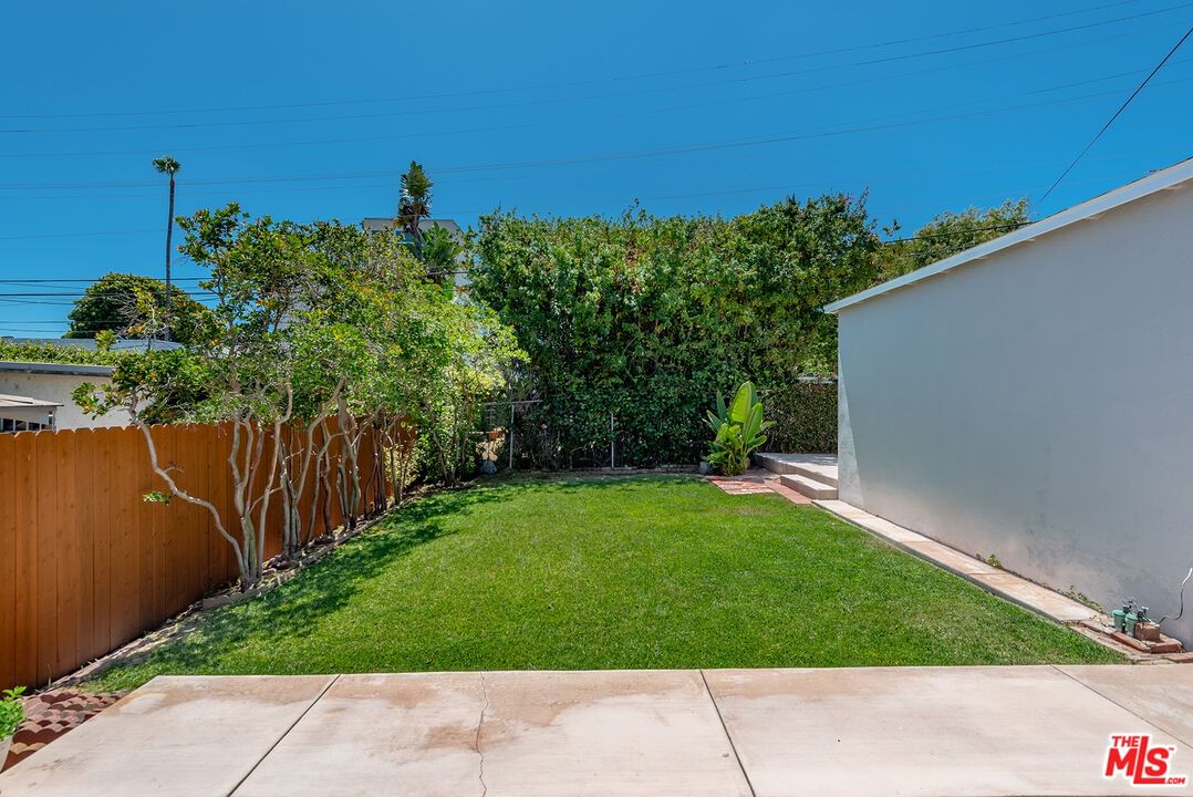 Earldom photo 24