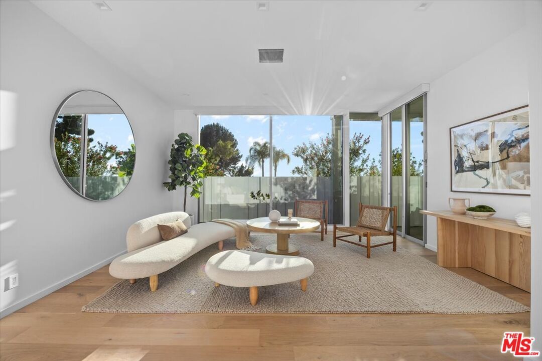 Loma Vista photo 22