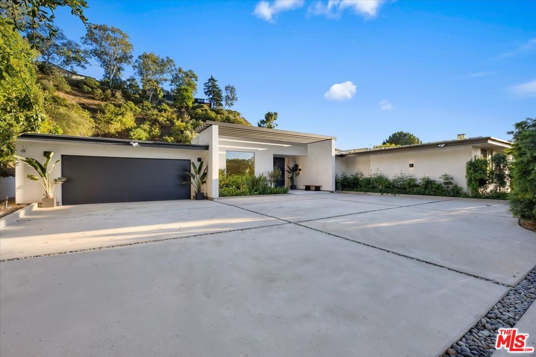 Loma Vista photo 3
