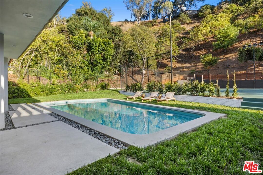 Loma Vista photo 45