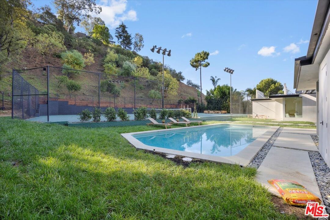 Loma Vista photo 46