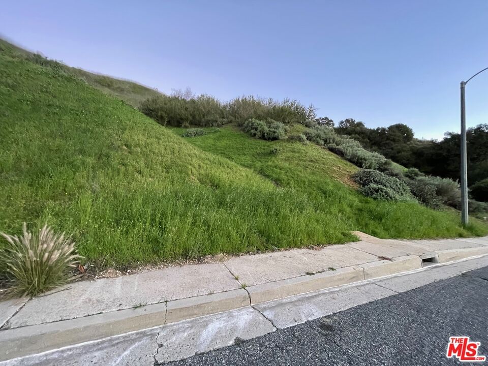 Oak Summit photo 6