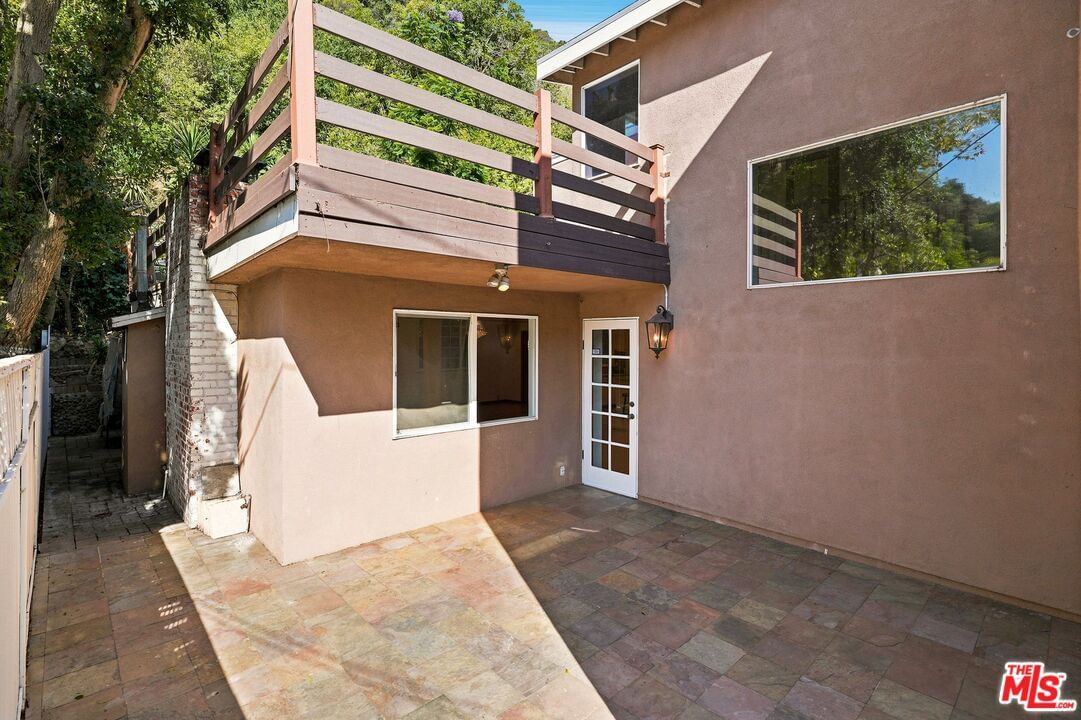 Beverly Glen photo 52