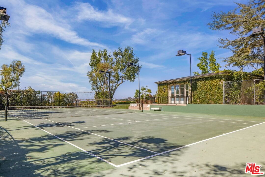 Chalon photo 19