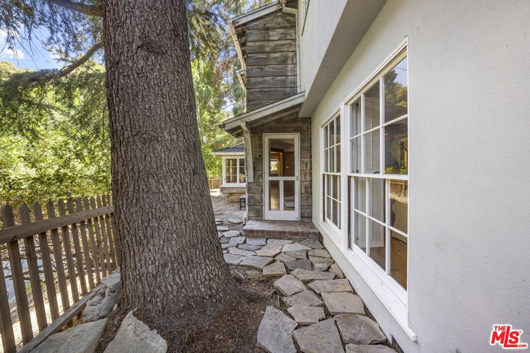 Round Valley photo 24