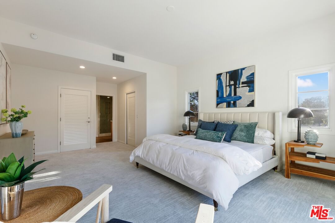 Malibu Colony photo 15