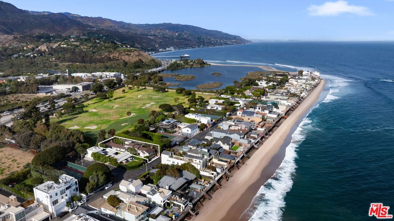 Malibu Colony photo 34