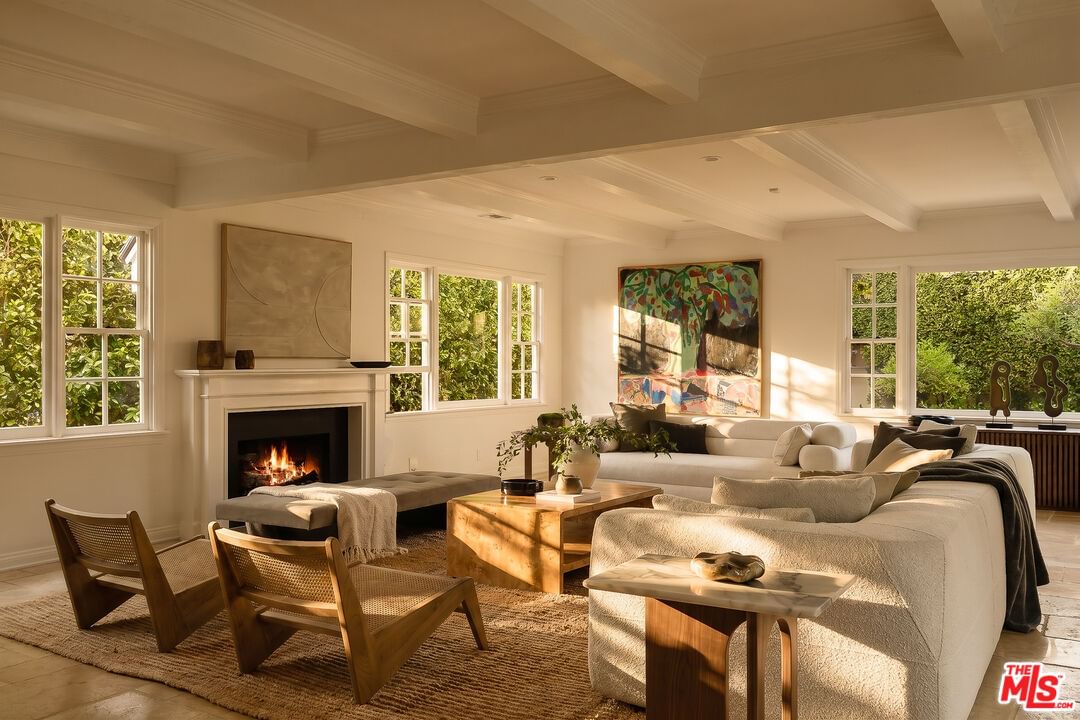 Malibu Colony photo 14