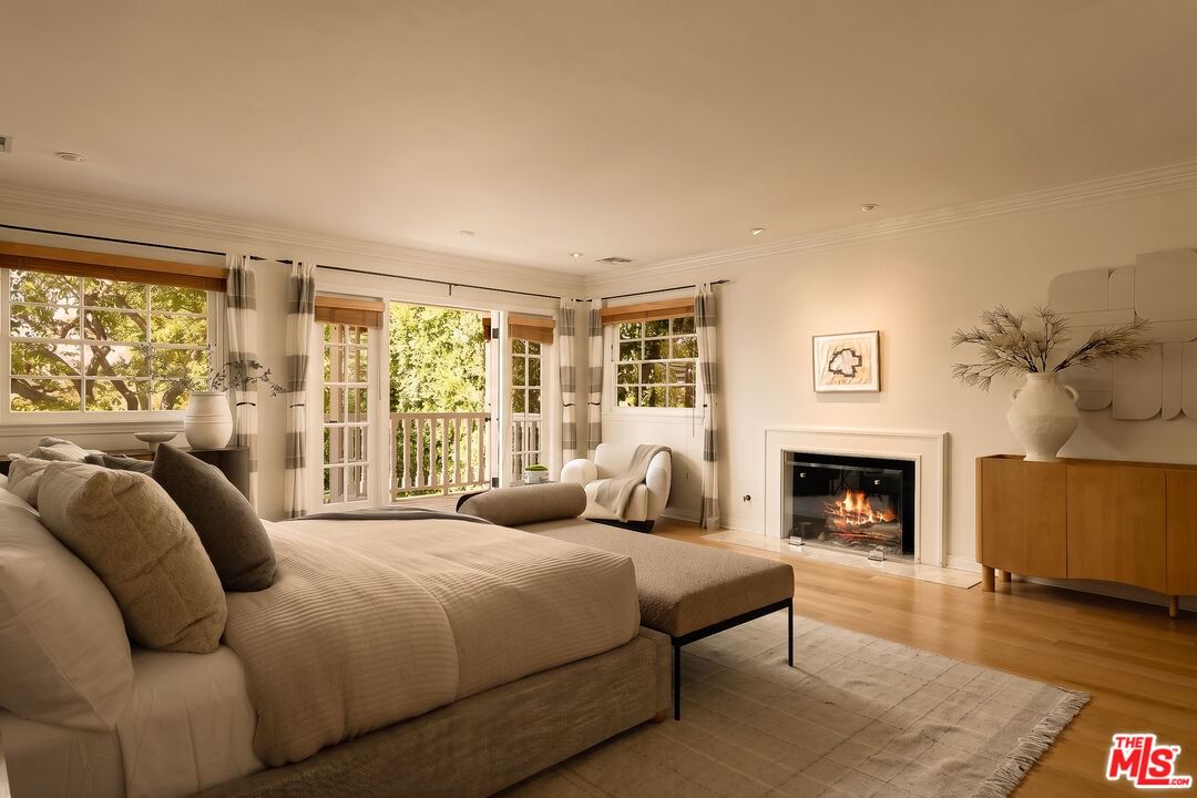 Malibu Colony photo 21