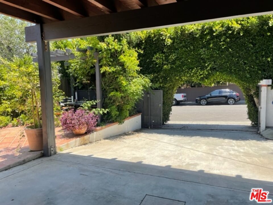 Sunridge photo 23