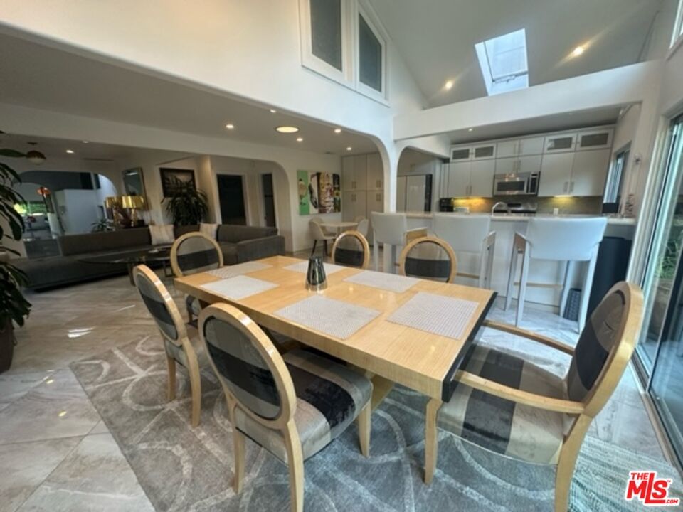 Sunridge photo 33