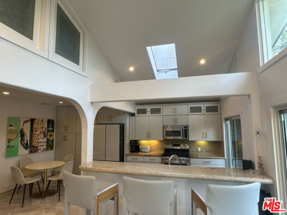 Sunridge photo 35