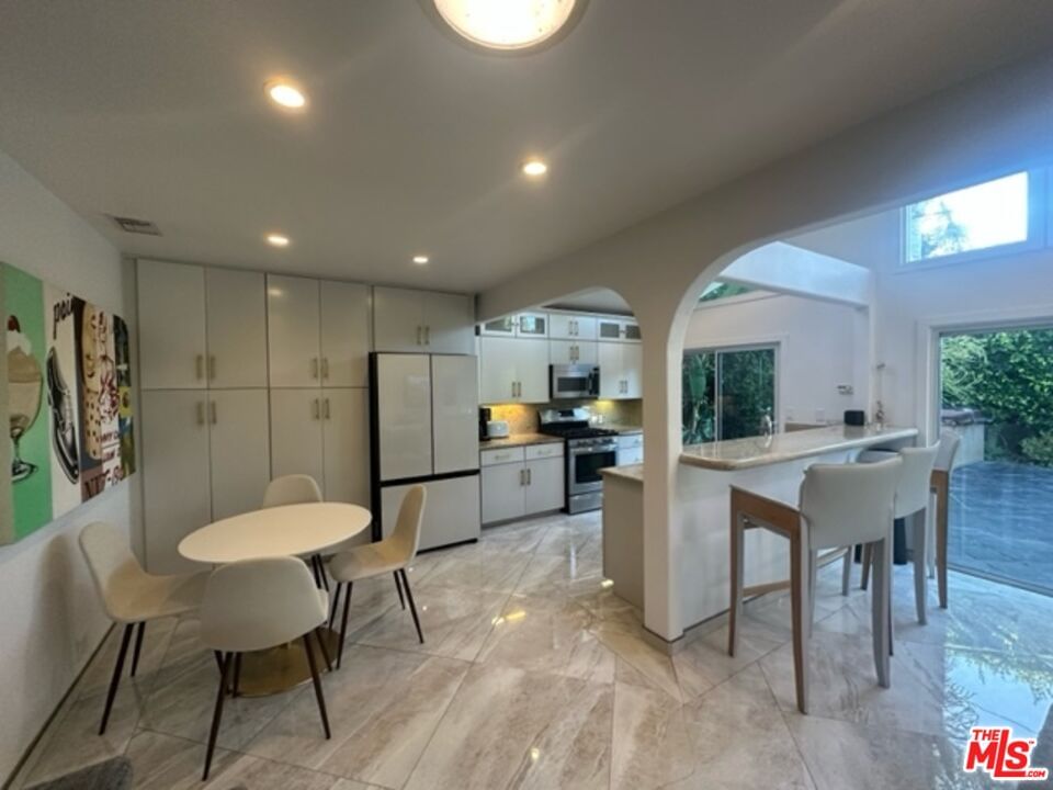Sunridge photo 36