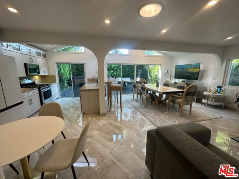 Sunridge photo 38