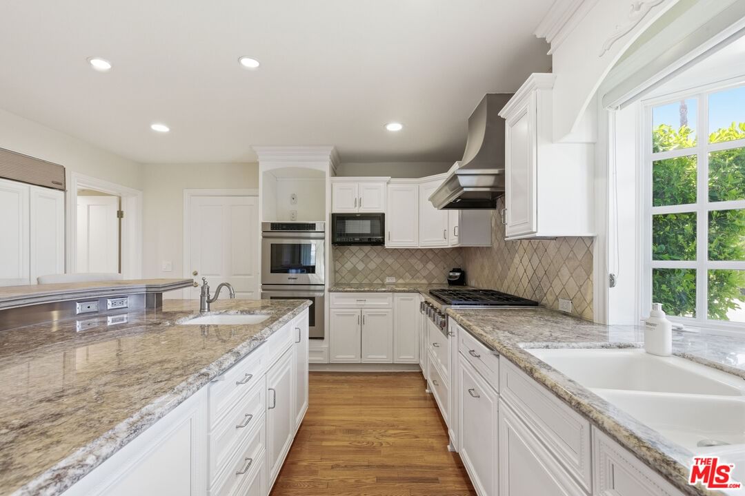 Crownridge photo 25
