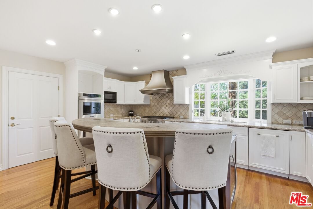 Crownridge photo 26