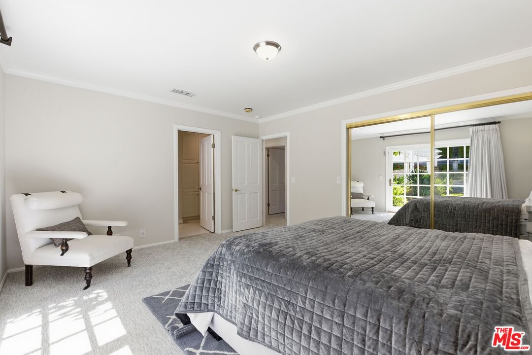 Crownridge photo 47