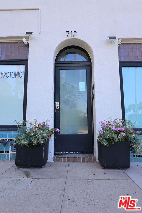 Van Ness photo 5